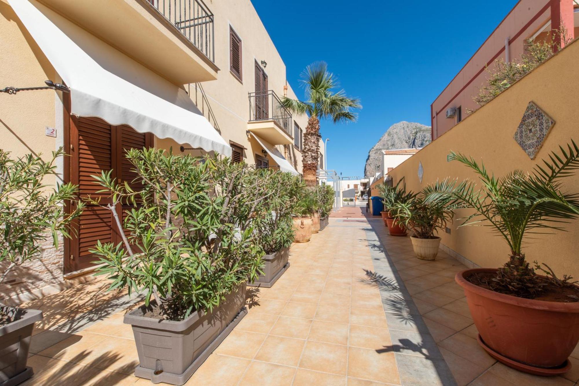 Room And Breakfast Aloe San Vito Lo Capo Luaran gambar